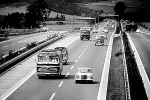 Autobahn A 3 im Bereich des Kreuzes Hilden, Foto von 1968