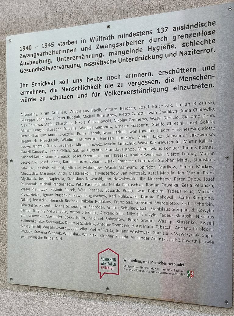 Gedenktafel für gestorbene ausländische Zwangsarbeiterinnen und Zwangsarbeiter in Wülfrath